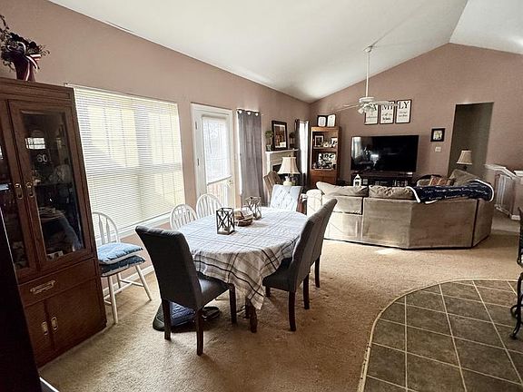 4th image of 101 Lentz Way