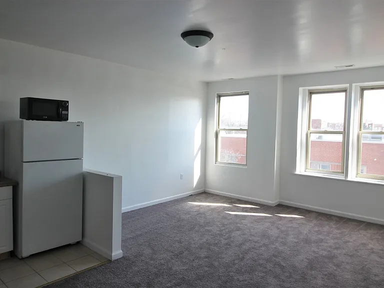 2516 N. Charles St. — Photo 3