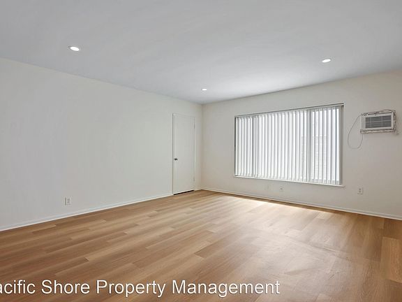 5th image of 11663 Gorham Ave APT 13
