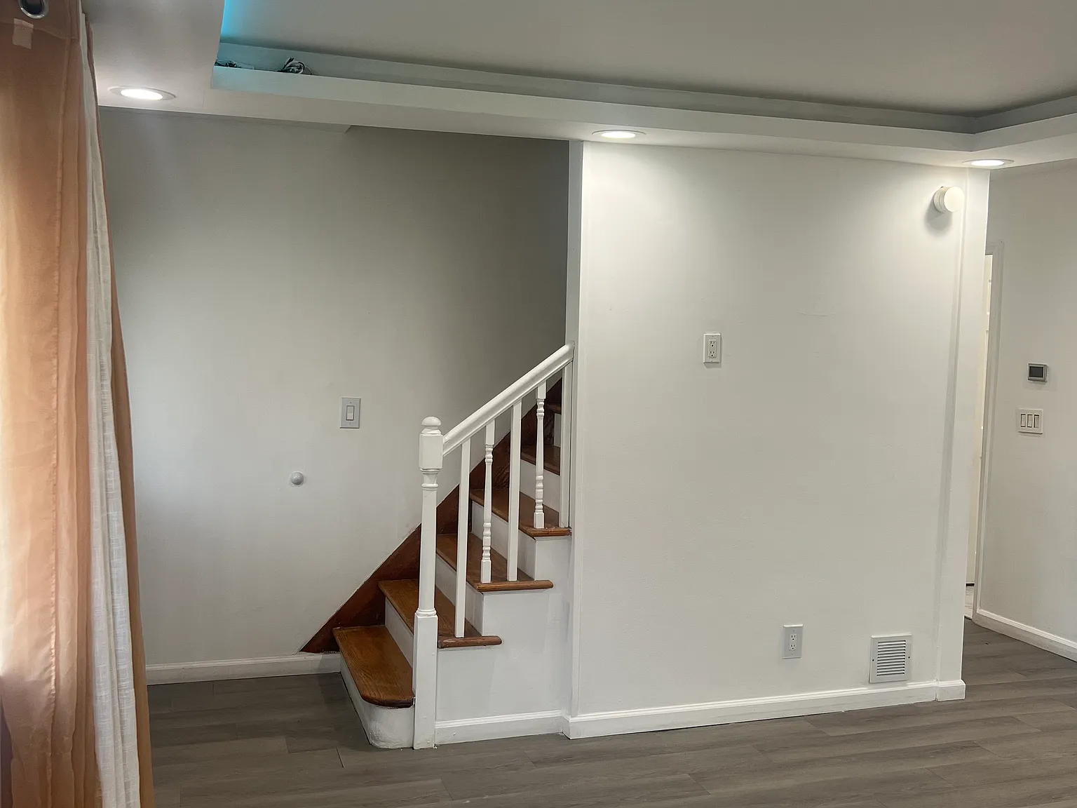 4 bed, 1152 sqft, $4,000 — Photo 4