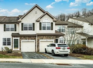 108 Mountain View Dr, West Chester, PA 19380