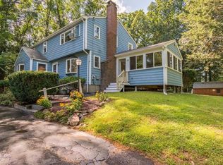 22 Leigh Rd, Wenham, MA 01984
