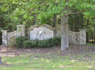 13 Colonels Cir, Ridgeway, SC 29130