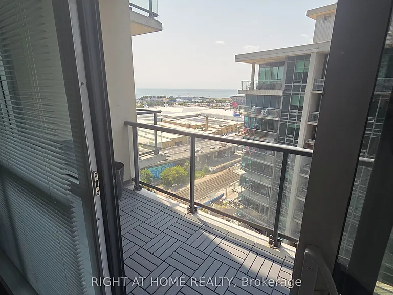 51 E Liberty St #1916 — Photo 12