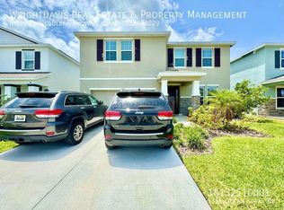 1154 Ocean Spray Dr, Ruskin, FL 33570