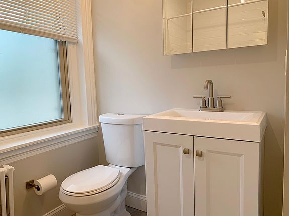 4th image of 505 W Mulberry St #2