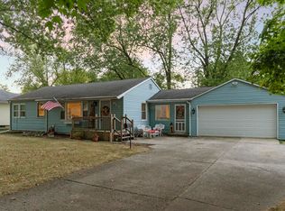 917 E 1st St, Auburn, IN 46706