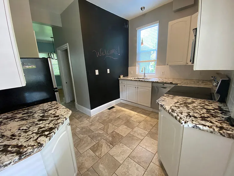 6839 Waldemar Ave — Photo 5