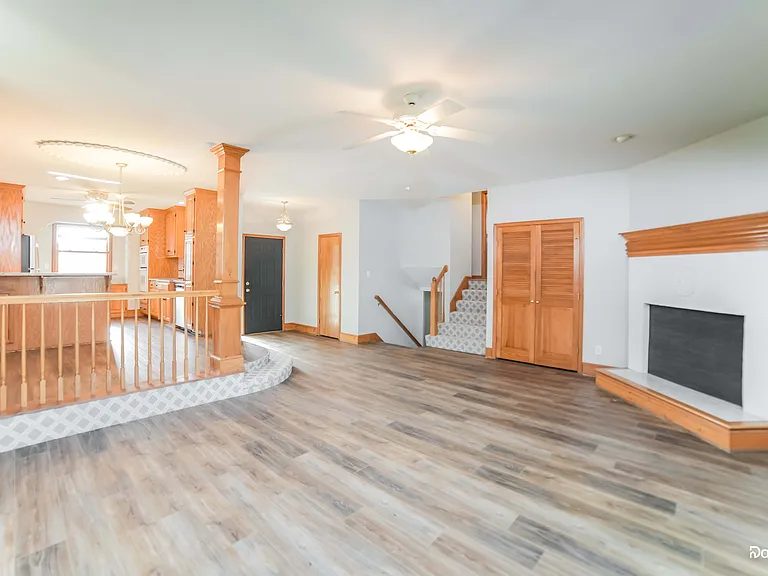 805 SW Harvest Dr — Photo 6