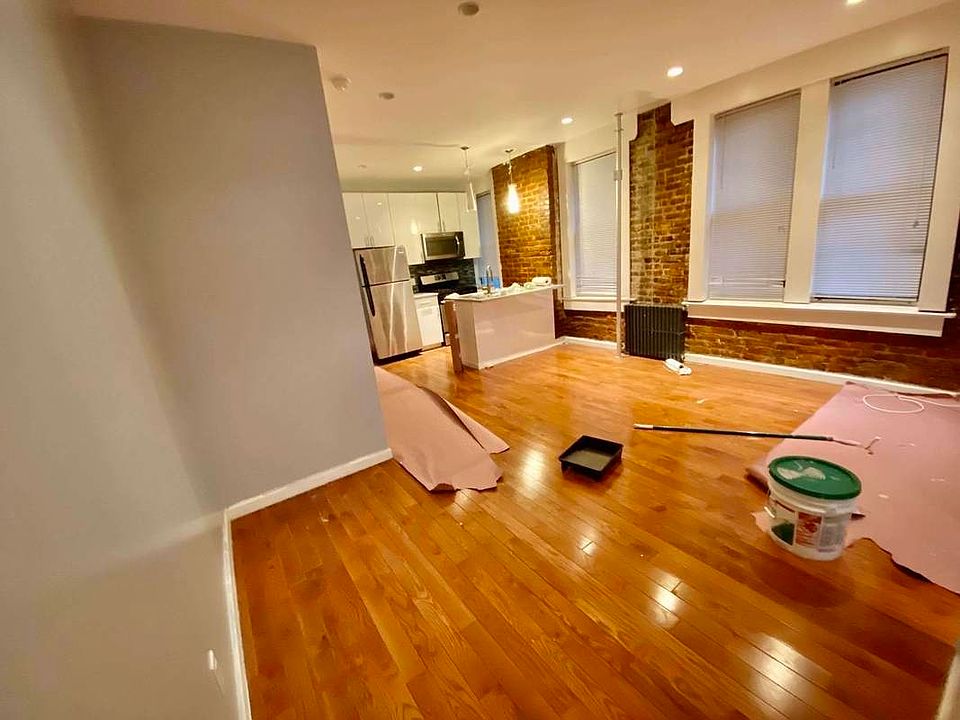 1st image of 188 Parkside Ave #1A