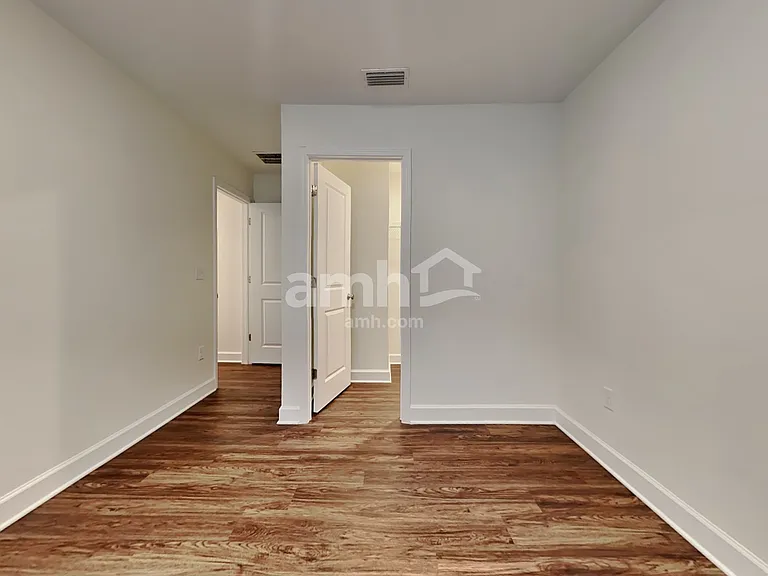11482 Fox Hollow Ct — Photo 16