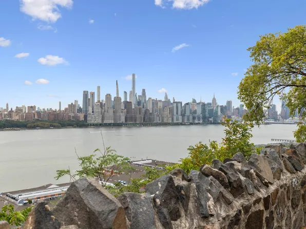 7435 Blvd East image 29 of 31