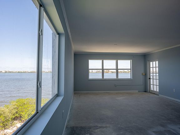 2nd image of 1502 S Lakeside Drive #312