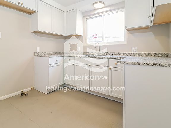 1165675_005_kitchen_14168742.jpg