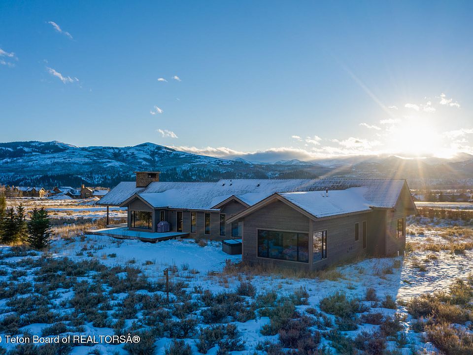 1st image of 4255 S Little Horsethief Ln
