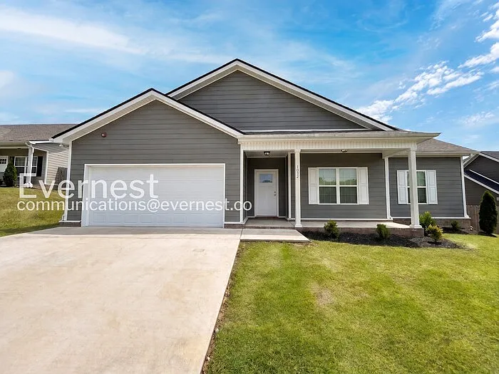 1032 Echo Ridge Rd