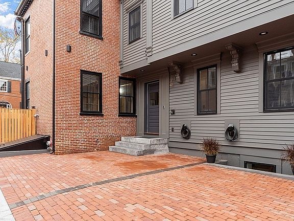 4th image of 24 Center St #D
