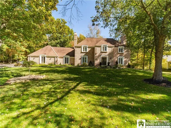 45 Nottingham Cir, Jamestown, NY 14701