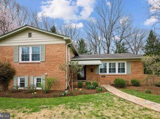 10601 Meadowhill Rd, Silver Spring, MD 20901