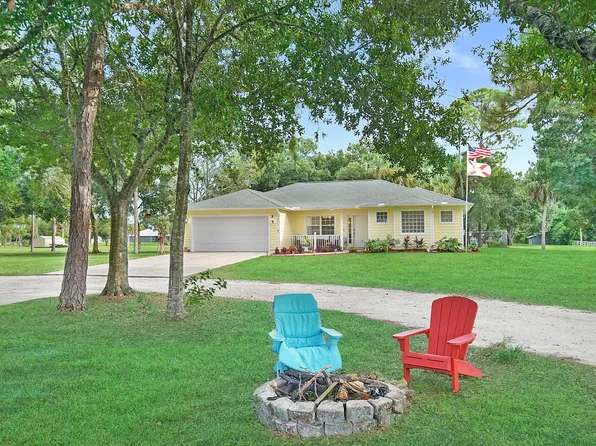 9873 Orange Avenue, Fort Pierce, FL 34945