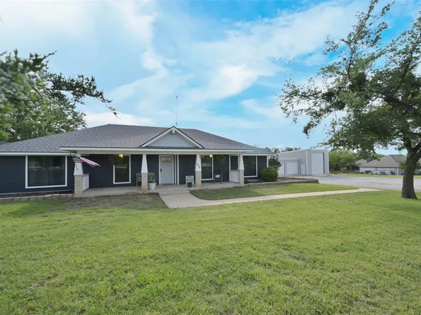 228 County Road 3385, Paradise, TX 76073