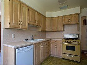 1st image of 1391 S Beacon Dr