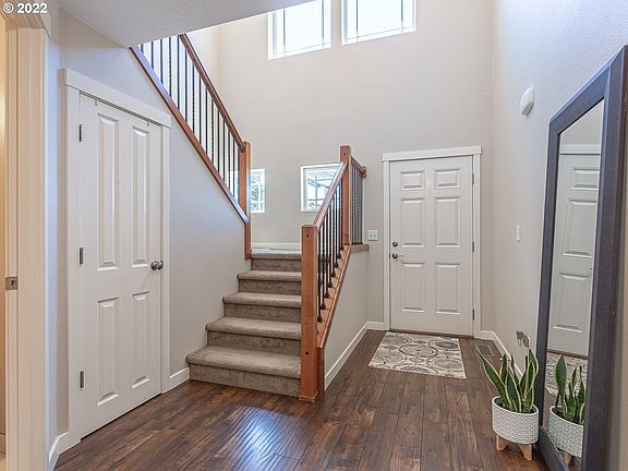 4th image of 5014 NE 61st St
