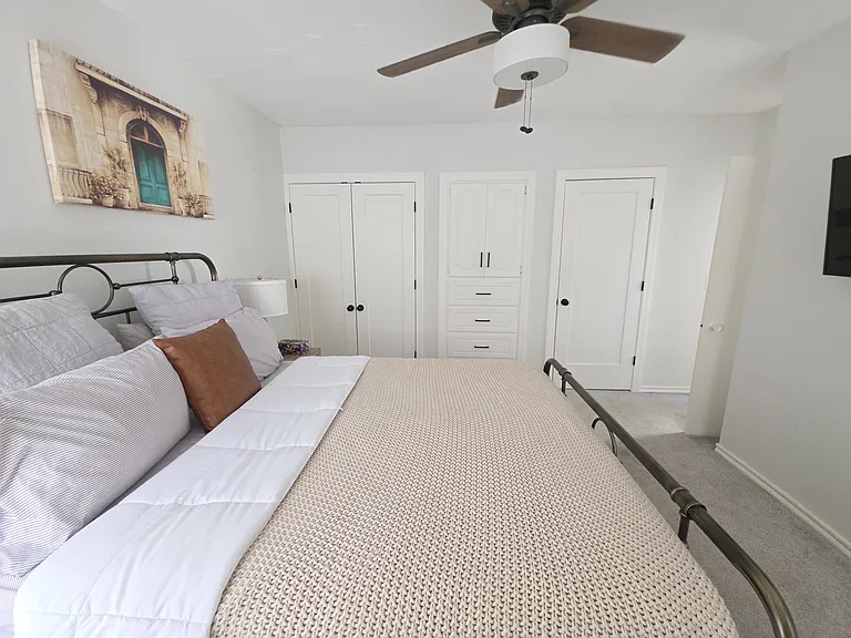 1107 Woodlawn Pl — Photo 8