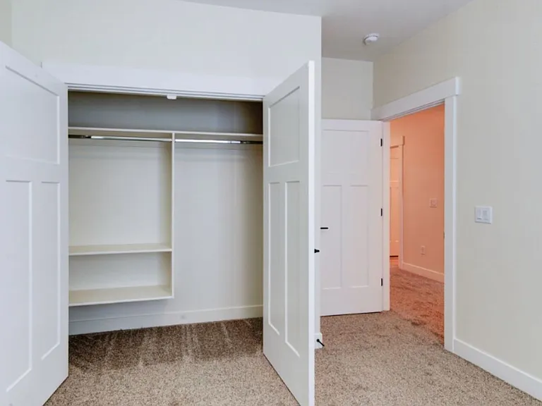 2875 Cody Dr #7 — Photo 20
