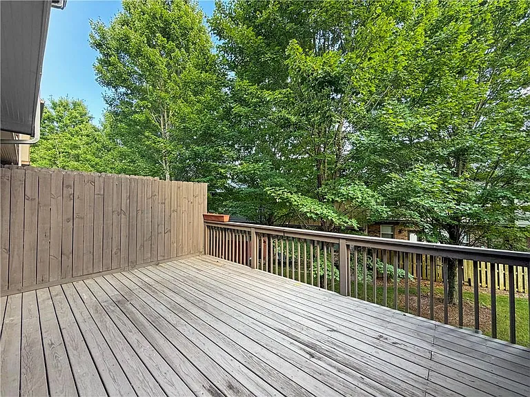 3239 Claudia Ct — Photo 37