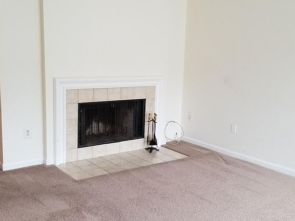 4th image of 3052 Madden Ct