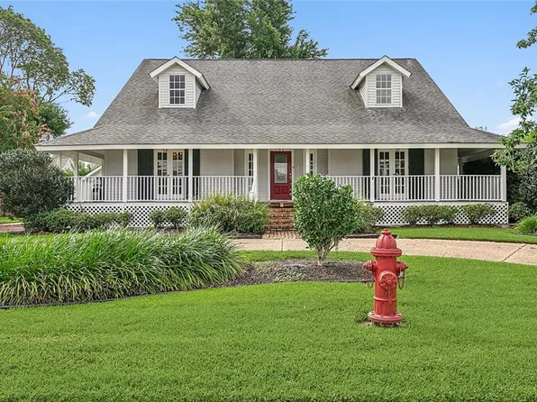 14 Belle Grove Dr, Destrehan, LA 70047