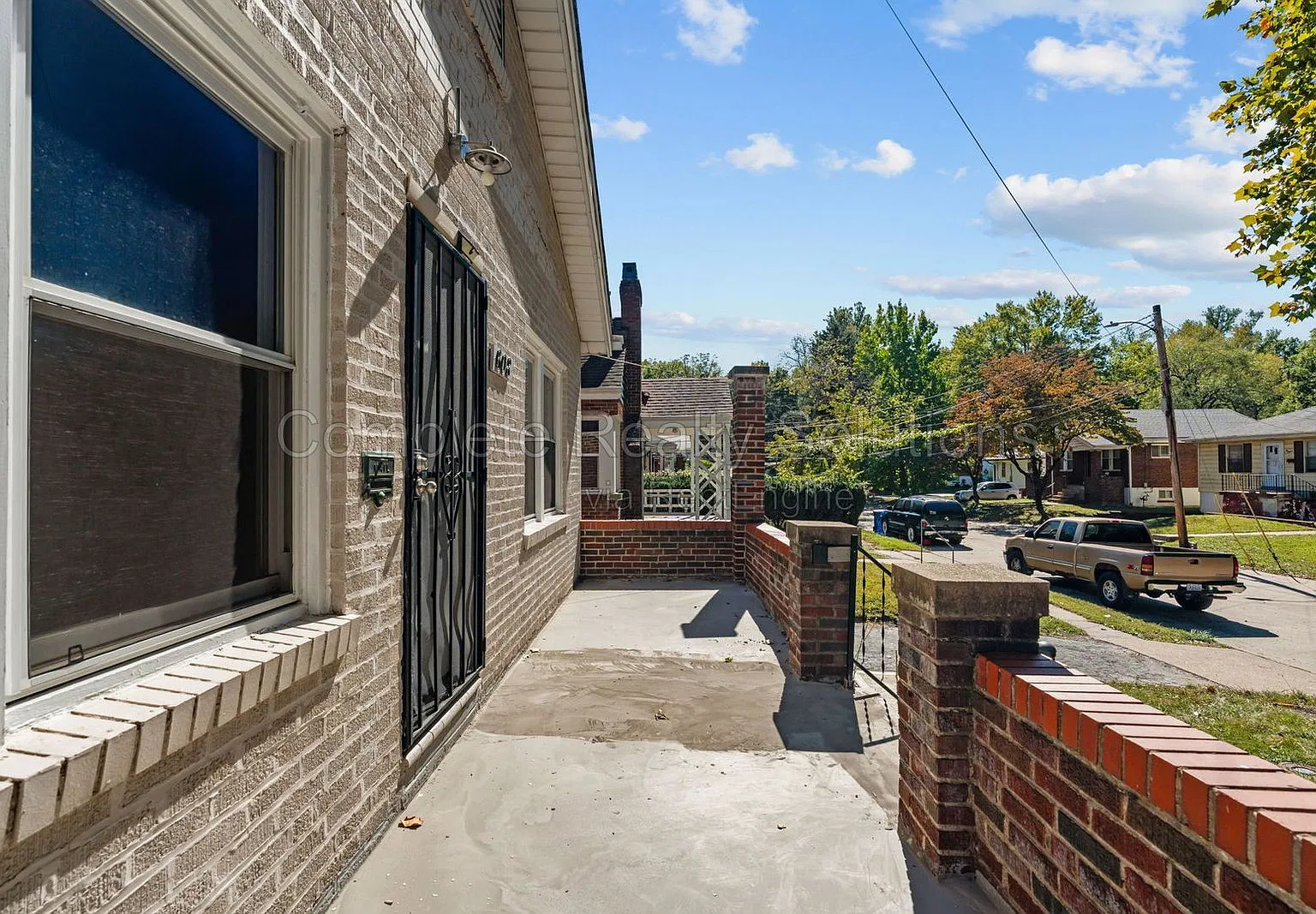 2 bed, 1.0 bath, 864 sqft, $1,195 — Photo 4