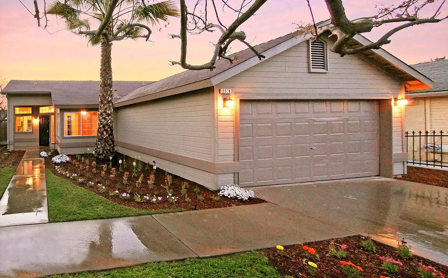 2074 Mitchell Ave photo 1