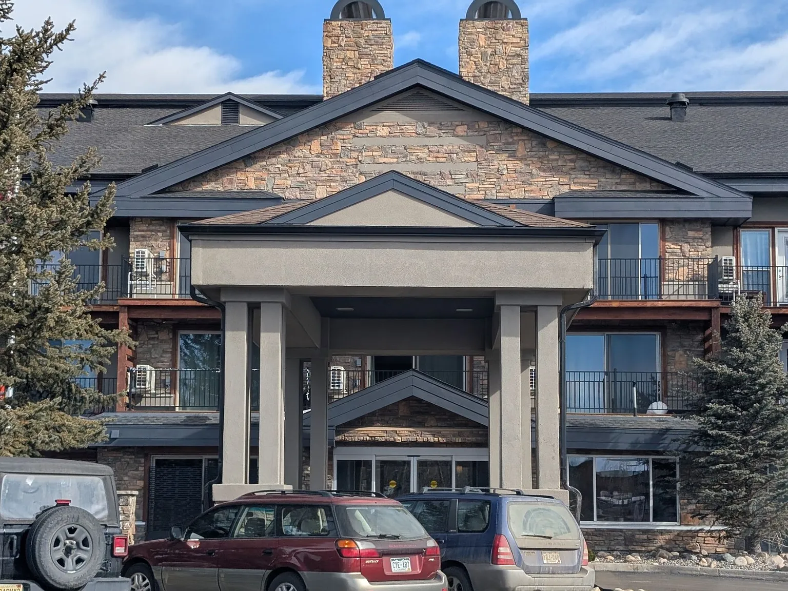 Storm Peak Apartments — Photo 4