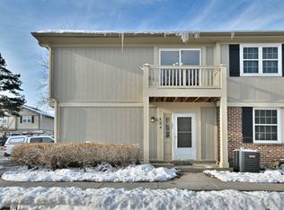 424 Muirwood Ct, Vernon Hills, IL 60061