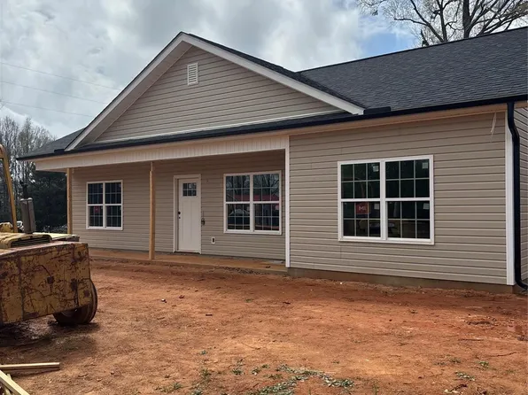 231 Hampton St S, Jefferson, SC 29718