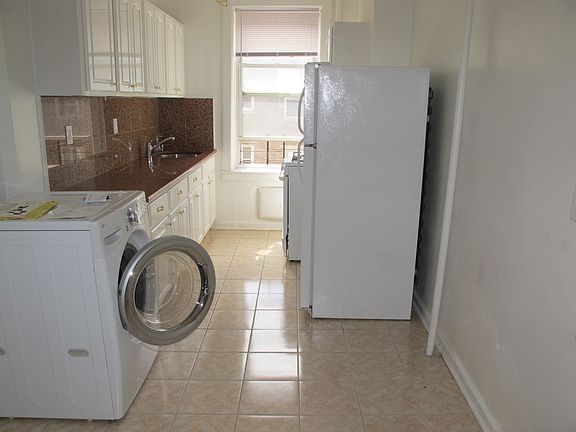 3rd image of 4508 40th St APT B43