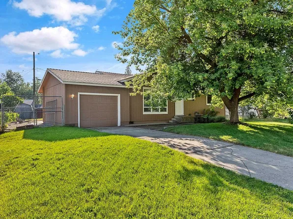 535 S Pine View Dr, Medical Lake, WA 99022
