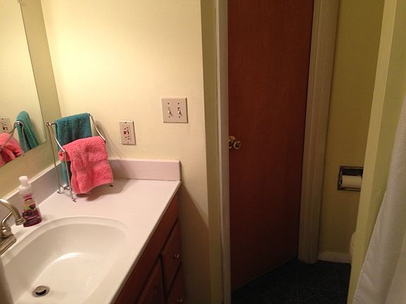 5th image of 533 S Smith Ave