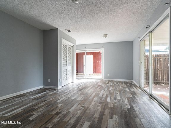 3rd image of 5812 Trebla Dr
