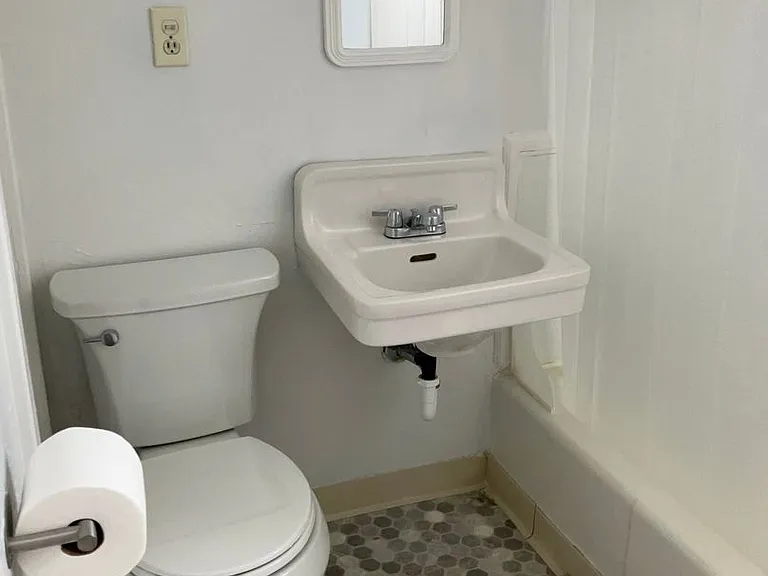 729 W Montgomery Ave — Photo 5