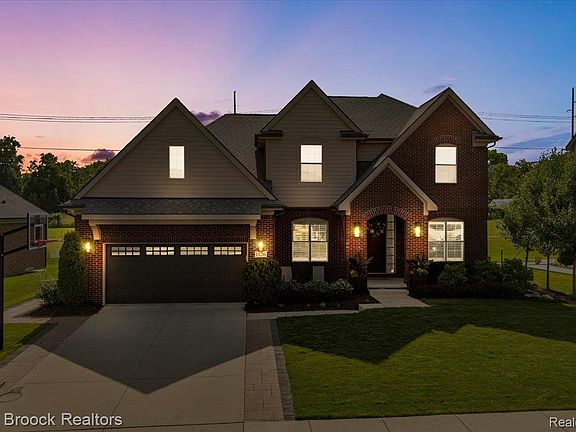 2nd image of 1126 Queensboro Dr