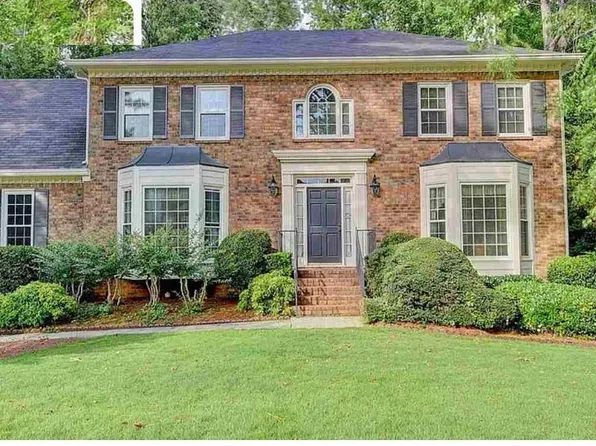 380 Silver Creek Run, Lawrenceville, GA 30044