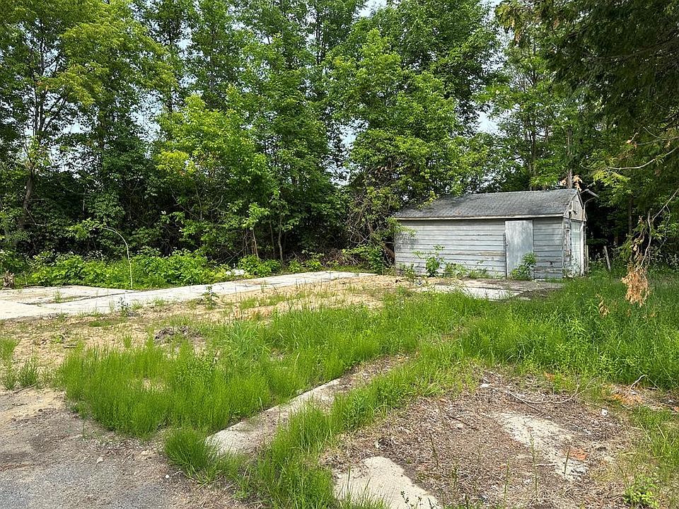 1st image of 17 Harlan Dr