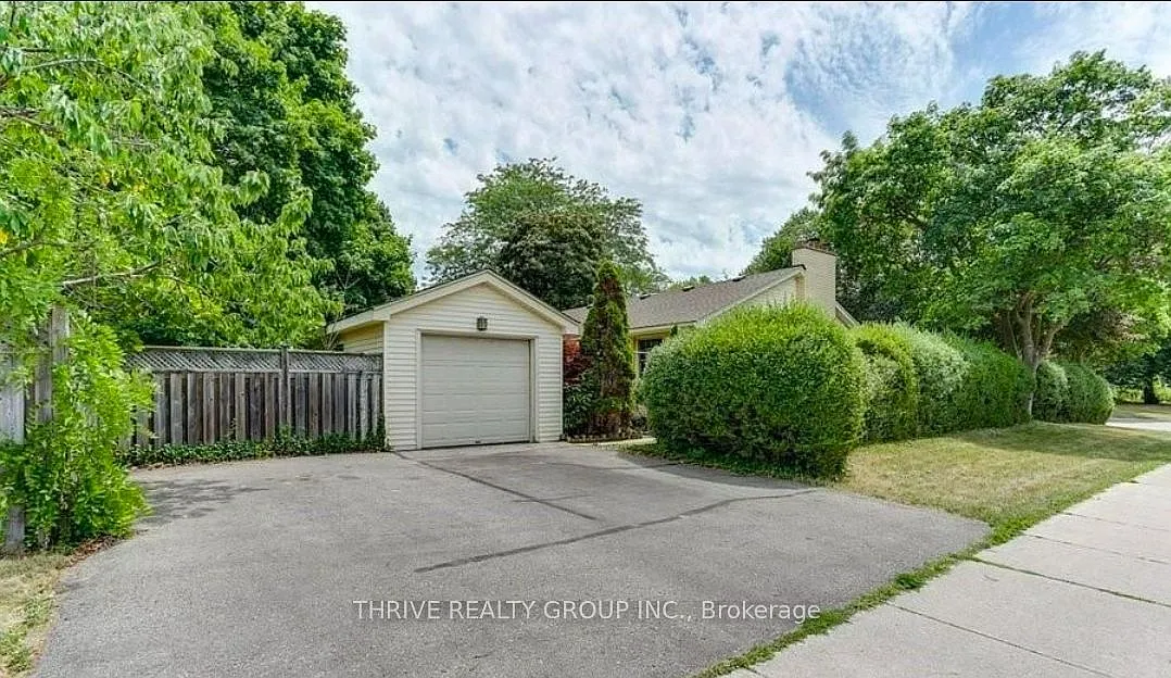 3 bed, $2,350 — Photo 2