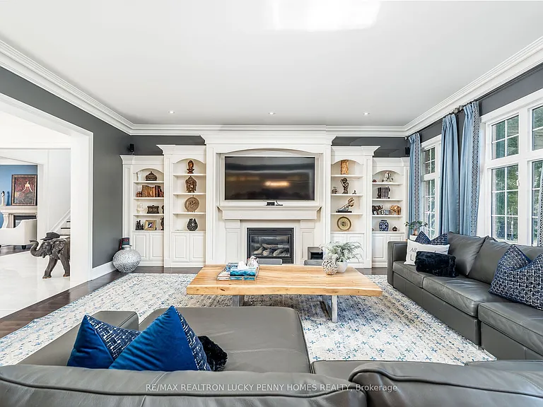 30 Bernadotte Dr — Photo 14
