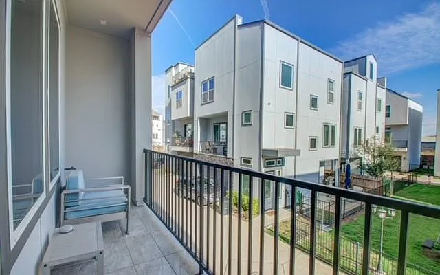 8411 Hempstead Rd #G — Photo 33
