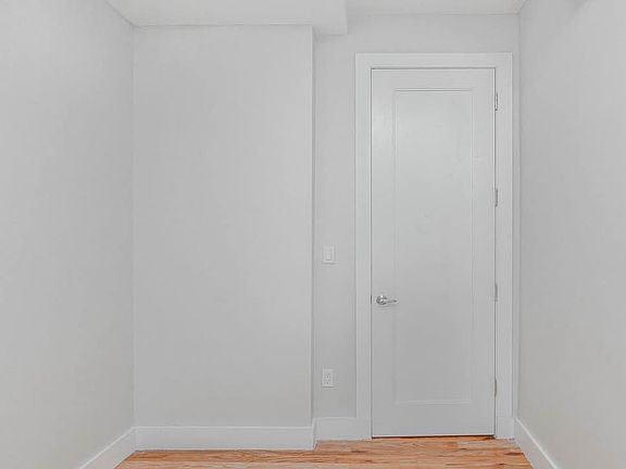 5th image of 314 Park Ave #2A