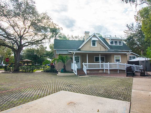 5th image of 603 Verona St
